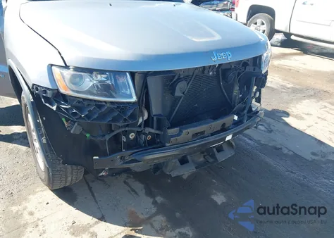 2015 Jeep Grand Cherokee Laredo из США, поврежденный, VIN 1C4RJFAG3FC134172